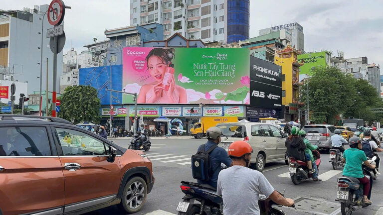 b16204430a768728de67