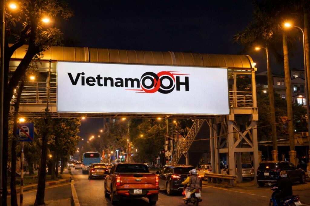 quảng cáo cầu vượt