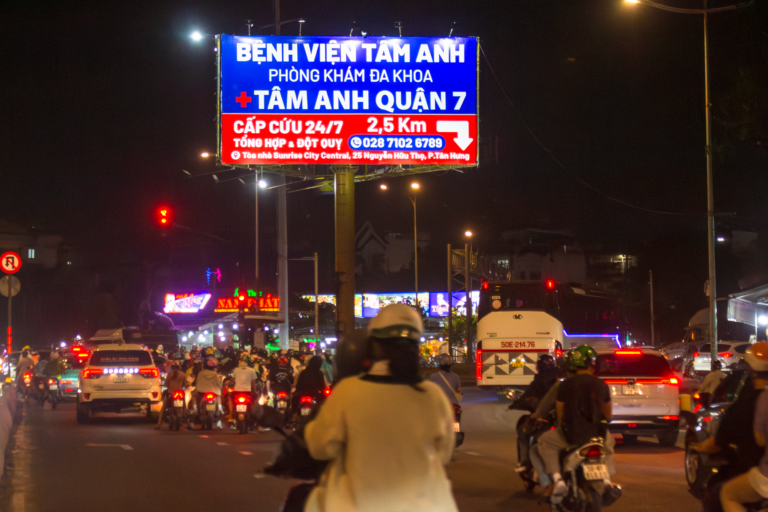 Billboard VietnamOOH
