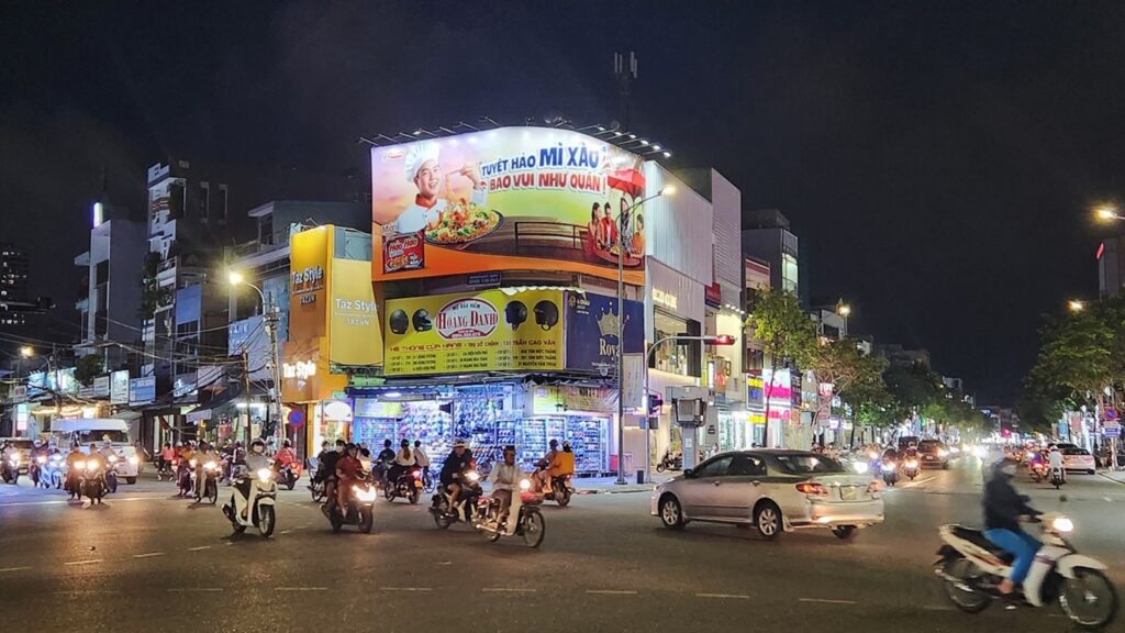 Pano Đà Nẵng VietnamOOH