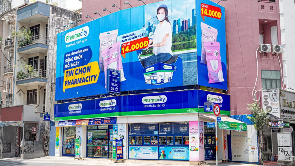 Quảng cáo ngành Dược, OOH Vietnam, Quảng Cáo Ngoài Trời