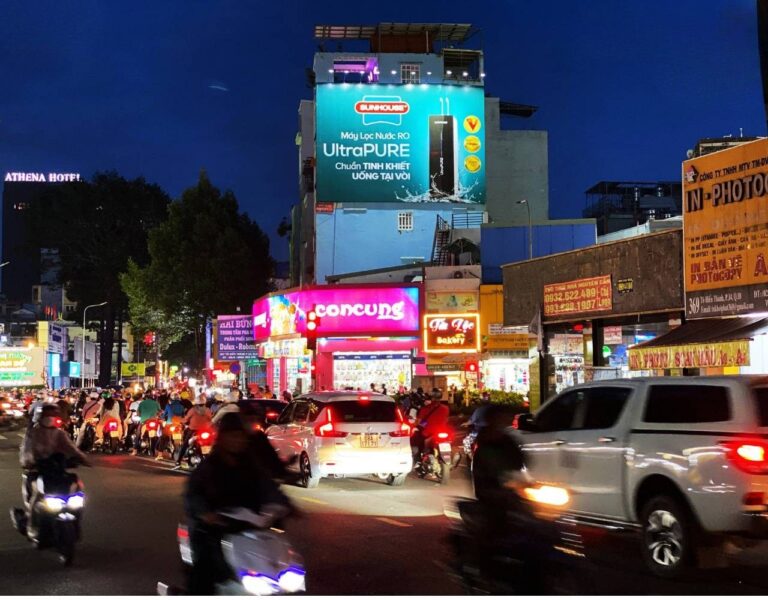 Billboard - Pano VietnamOOH