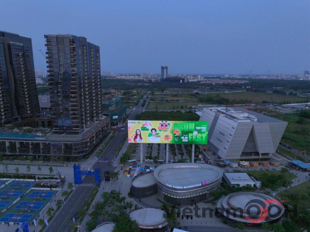 Thiet ke chua co ten 7