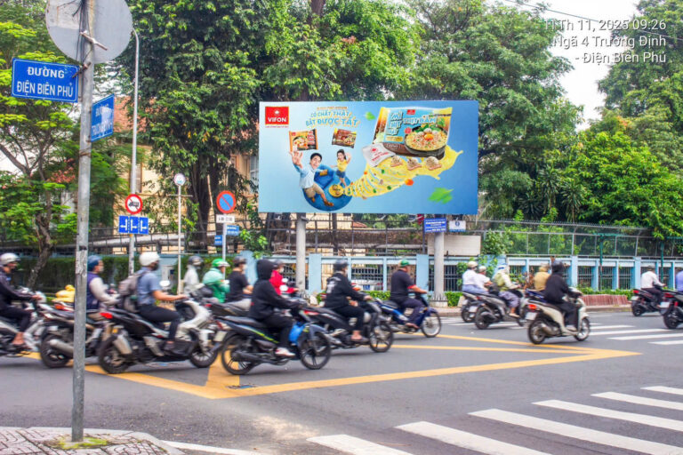 Billboard Pano VietnamOOH