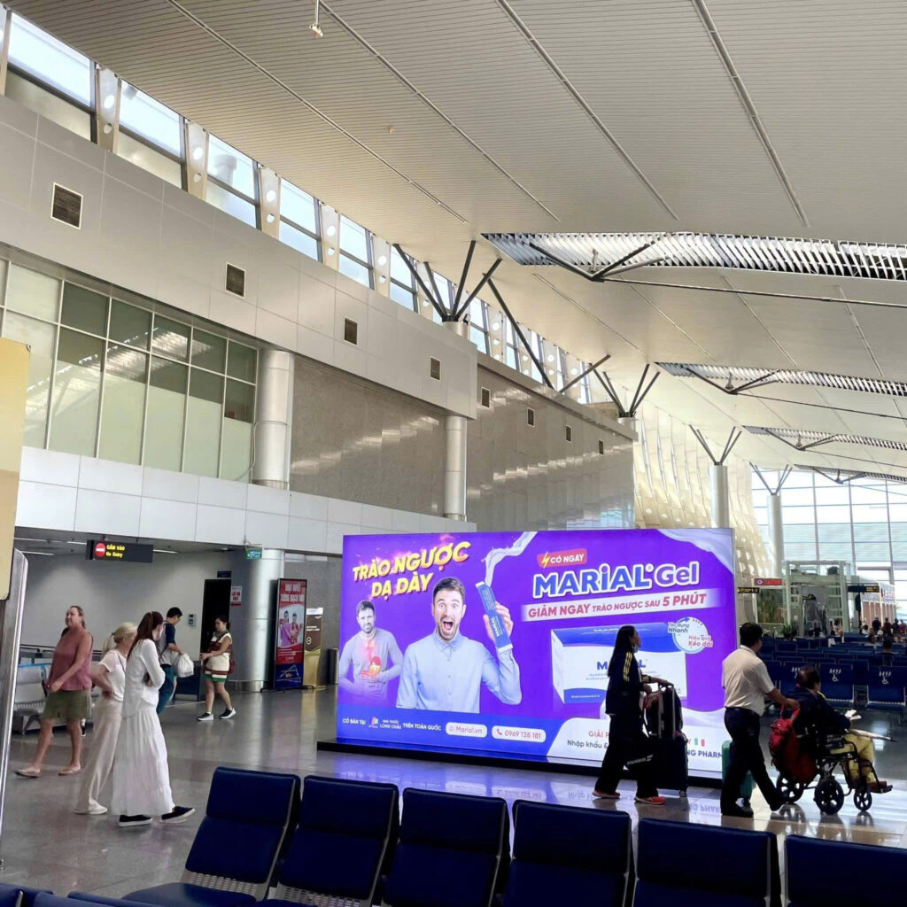 Vietnam OOH Hiện Đại: MARIAL Và Chiến Lược “Ít Thông Điệp – Nhiều Điểm Chạm 4 Vietnam OOH OOH Vietnam Marial