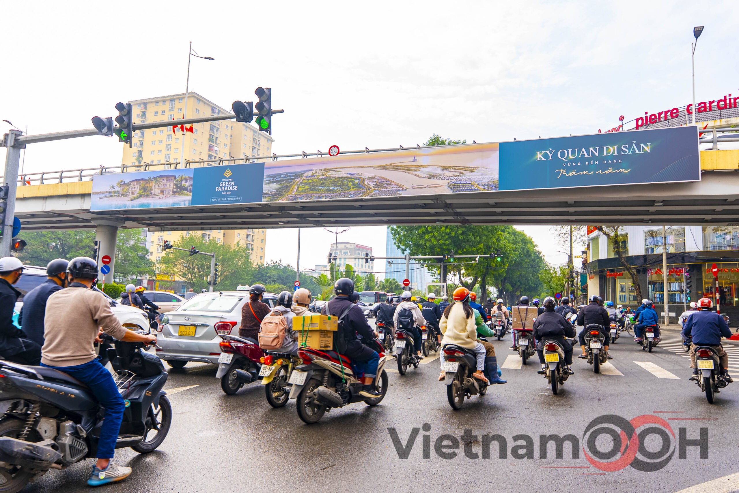 DSC05269 Quảng cáo ngoài trời