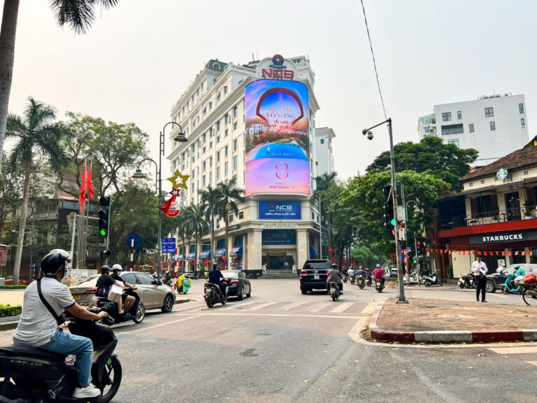 Quảng cáo ngoài trời