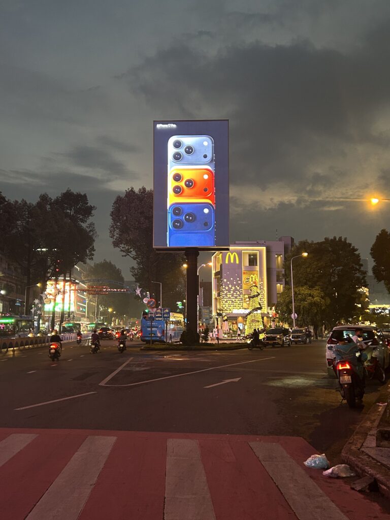 Báo giá billboard 2026: Giải pháp tối ưu chi phí quảng cáo với ngân sách từ 4000-19,000 USD 4 Thiet ke chua co ten 4