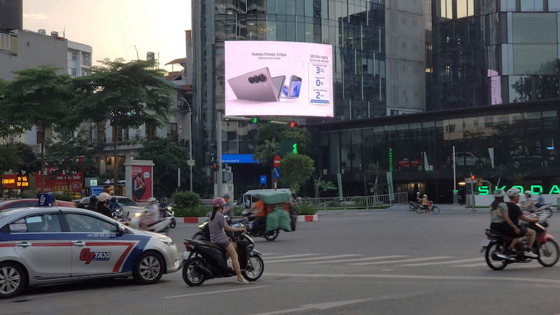 Quảng cáo Led OOH