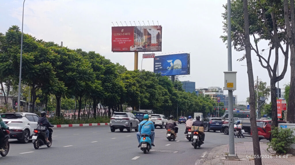 quảng cáo OOH bất động sản