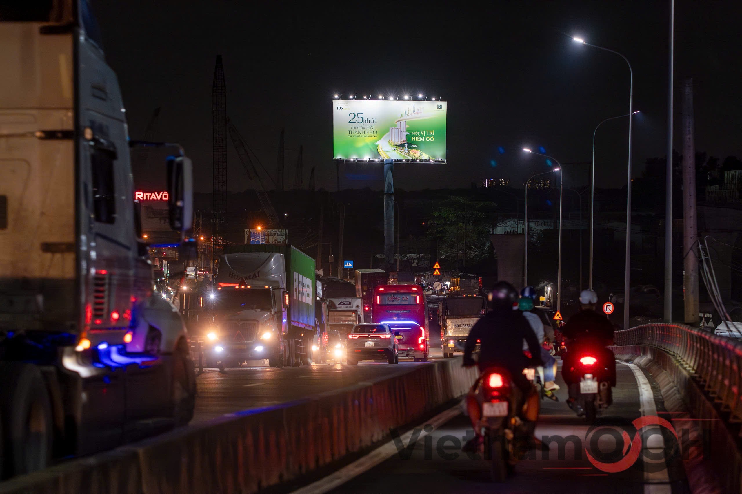 z7937658630190_3882dd82f4a844857452e15a47c0b04c Vietnam OOH, OOH Vietnam, OOH Bất Động Sản