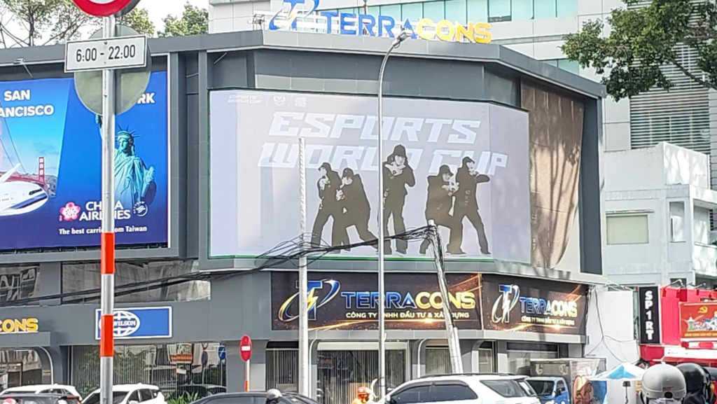 OOH Vietnam: Esports World Cup Phủ Sóng Màn Hình LED Tại Những Vị Trí Trung Tâm TP.HCM 4 OOH Vietnam, OOH LED, DOOH Vietnam