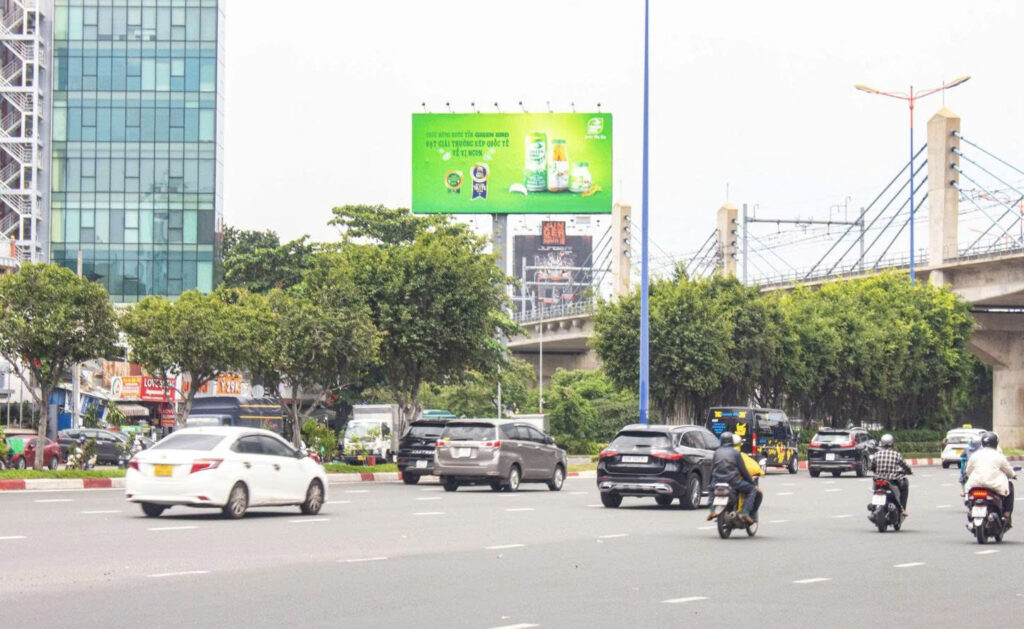 quảng cáo ngành FMCG OOH