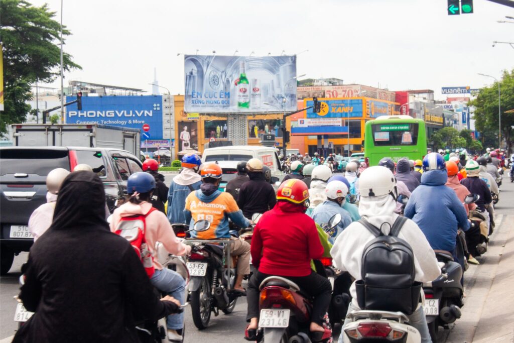 Vị Trí Billboard Đẹp: 7 Tiêu Chí Hút Trọn Triệu View 2 vị trí billboard đẹp