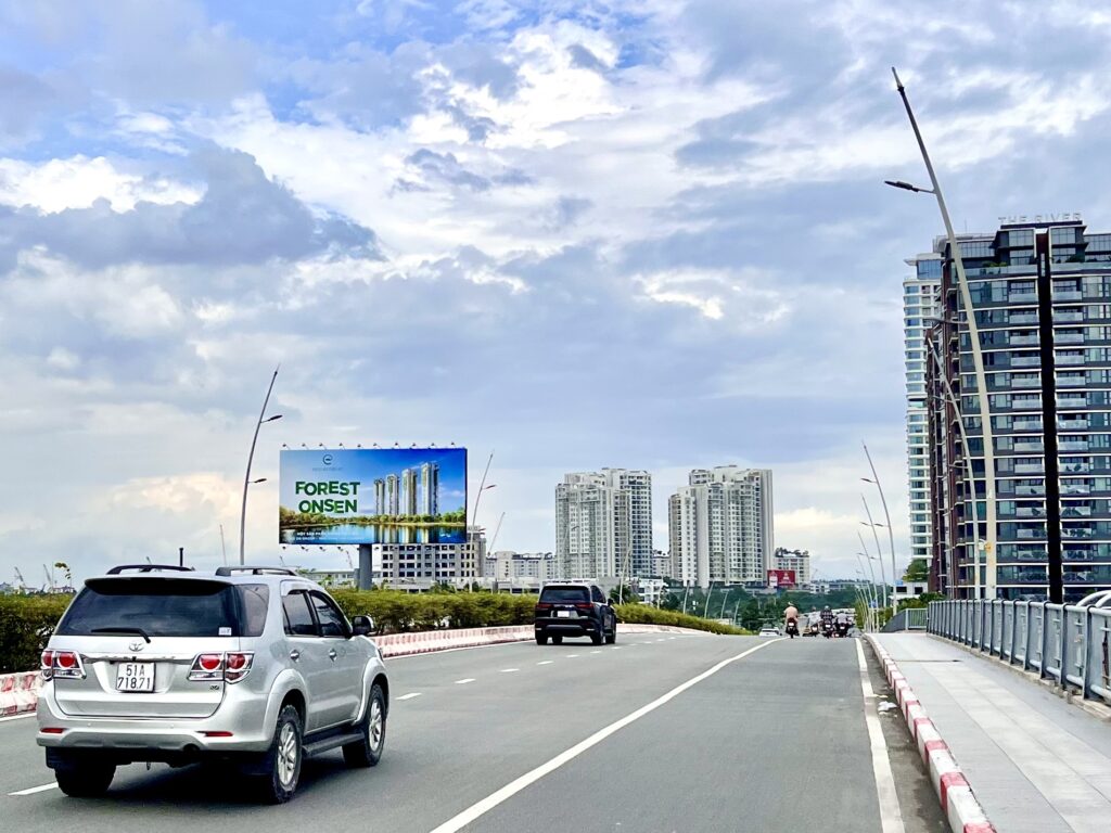 billboard TP.HCM